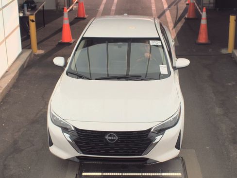 Used 2024 Nissan Sentra SV w/ Trunk Package FWD image 2