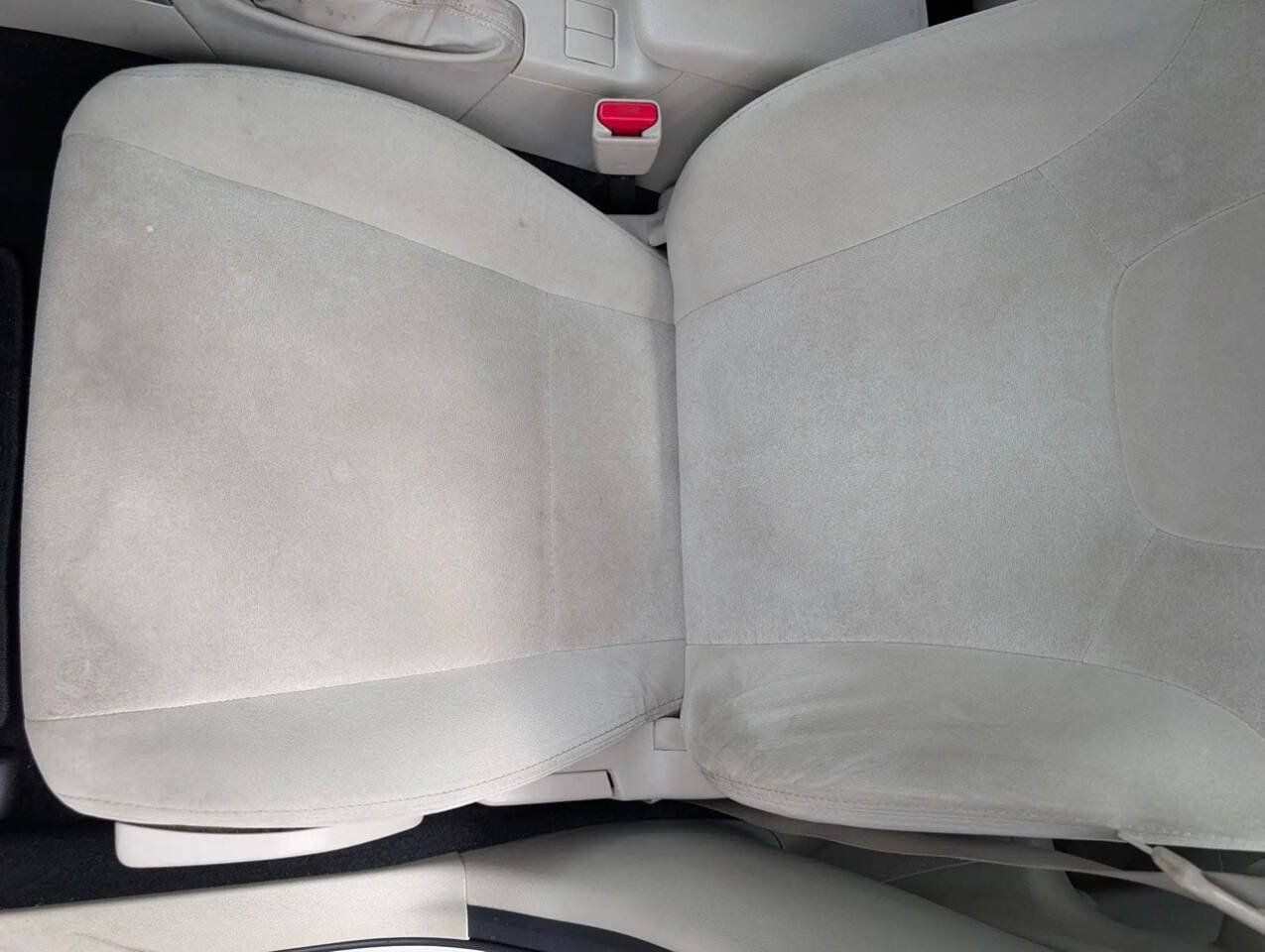 Used 2010 Subaru Impreza 2.5i AWD/4WD image 35