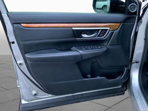 Used 2020 Honda CR-V Touring image 21