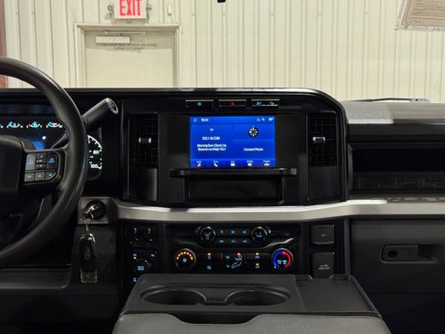 Used 2023 Ford F250 XL w/ XL Driver Assist Package AWD/4WD image 21