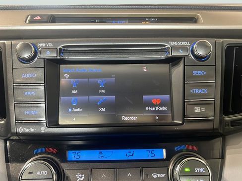 Used 2014 Toyota RAV4 XLE image 24