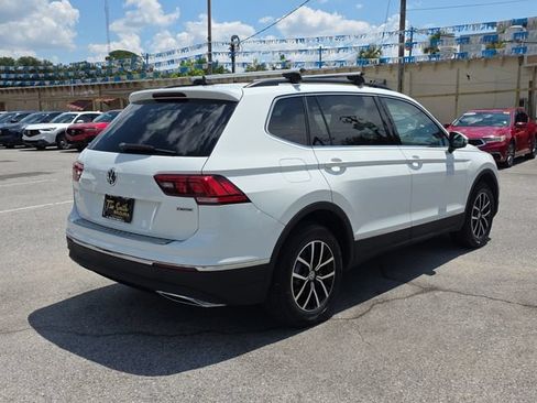 Used 2021 Volkswagen Tiguan SE AWD/4WD image 4