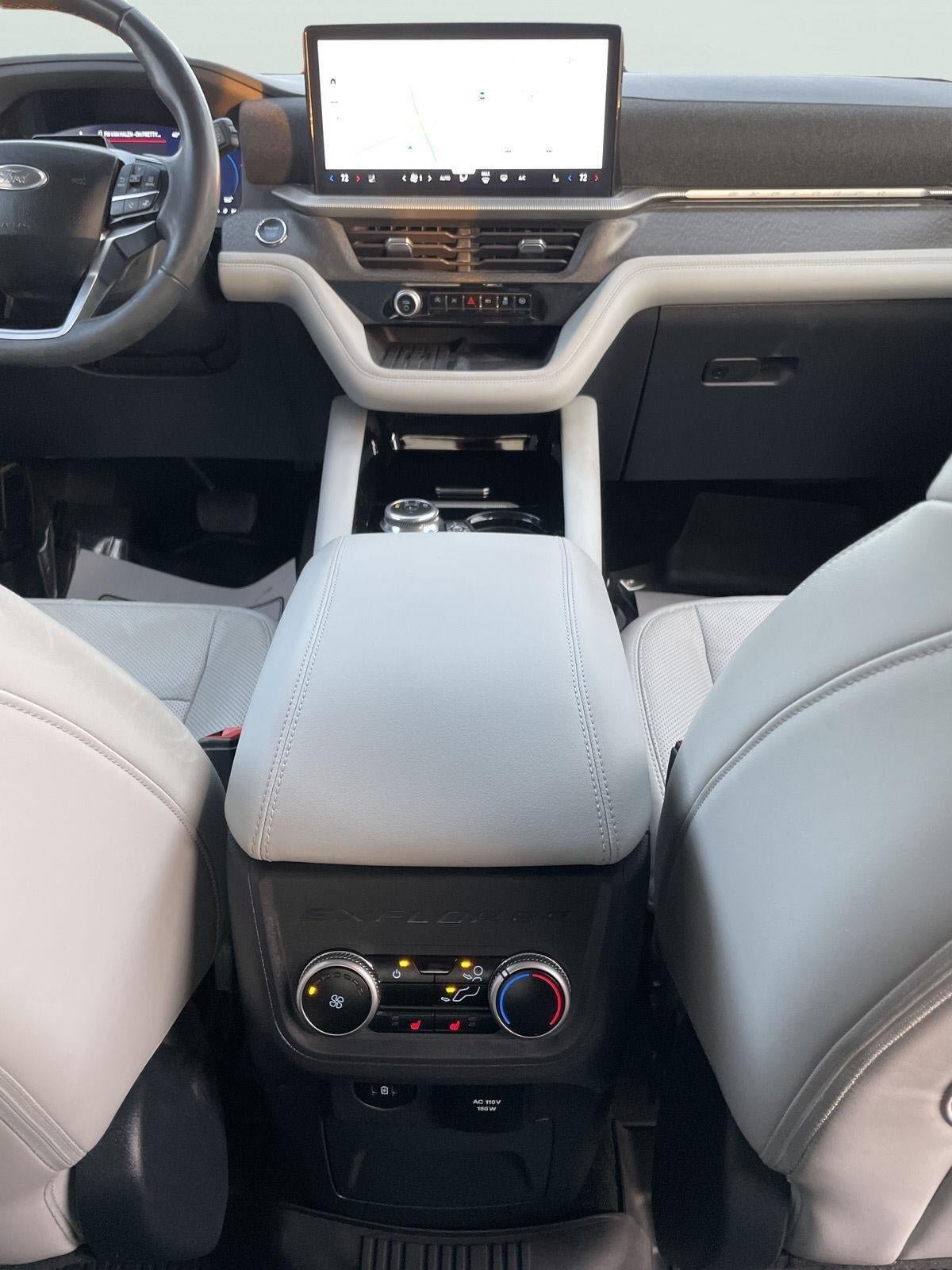 Certified 2025 Ford Explorer Platinum w/ Ultimate Package AWD/4WD image 14