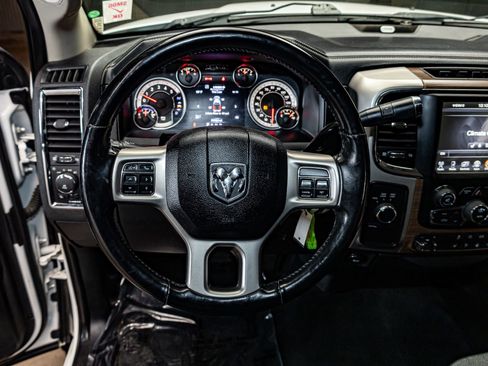 Used 2017 RAM 2500 Laramie image 15