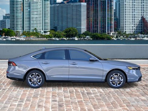 New 2026 Honda Accord EX-L image 4