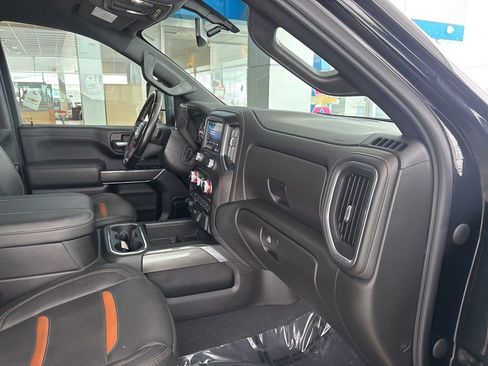 Used 2023 GMC Sierra 2500 AT4 w/ Gooseneck/5TH Wheel Package image 33