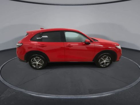 Used 2025 Honda HR-V EX-L image 9