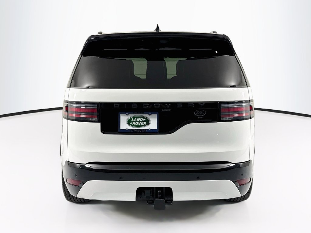 Used 2023 Land Rover Discovery HSE R-Dynamic AWD/4WD image 6