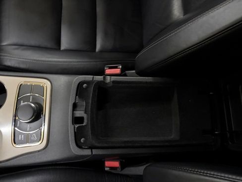 Used 2015 Jeep Grand Cherokee Limited image 56