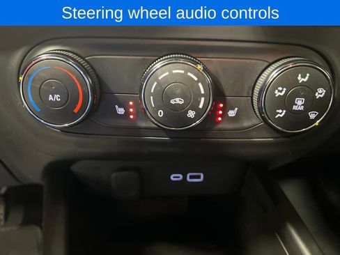 Used 2024 Chevrolet Trax RS image 7