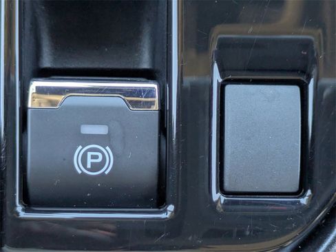 Used 2025 Subaru Crosstrek 2.5i Limited w/ Popular Package #3A image 27