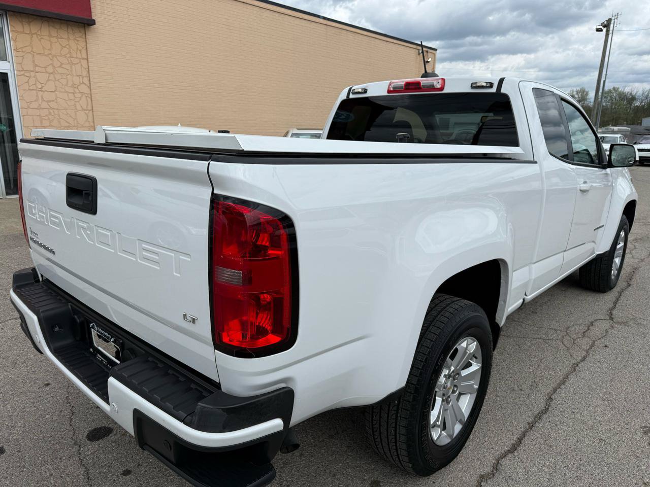 Used 2022 Chevrolet Colorado LT w/ Fleet Safety Package RWD image 8