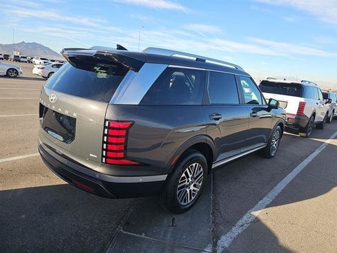 Used 2026 Hyundai Palisade SEL AWD/4WD image 2