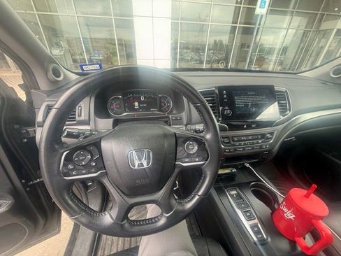 Used 2021 Honda Pilot Special Edition image 9