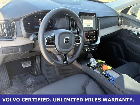Certified 2025 Volvo XC90 B6 Plus image 15