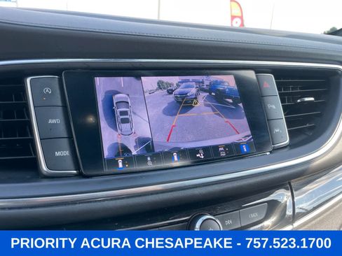Used 2023 Buick Enclave Avenir w/ Avenir Technology Package AWD/4WD image 17
