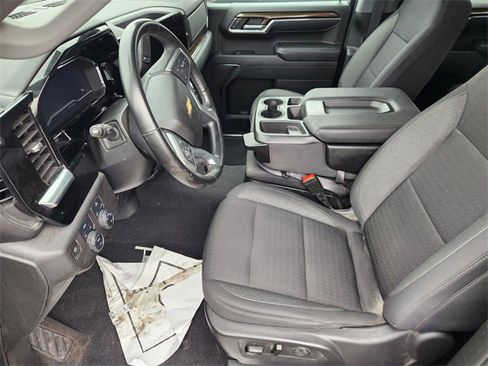 Used 2023 Chevrolet Silverado 1500 LT image 8