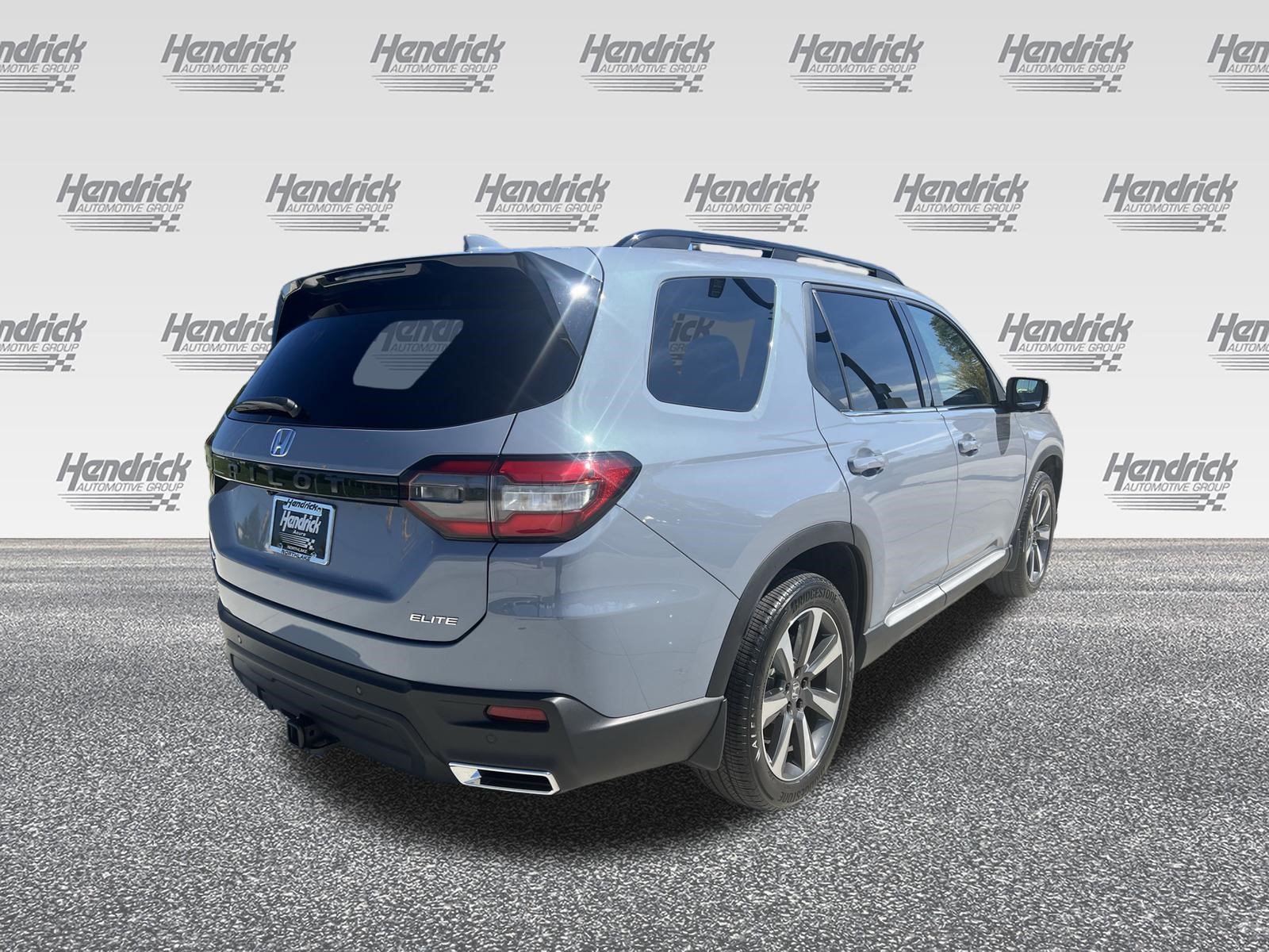Used 2024 Honda Pilot Elite image 9