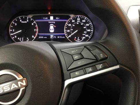 Used 2024 Nissan Sentra SV image 35