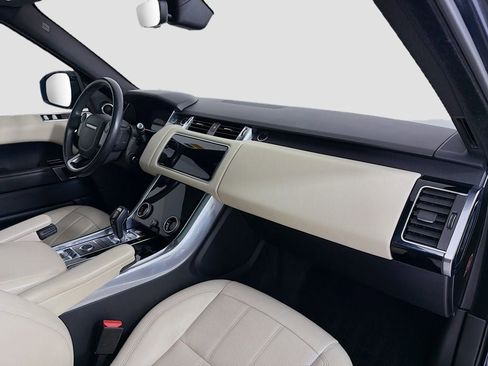 Used 2019 Land Rover Range Rover Sport HSE AWD/4WD image 31