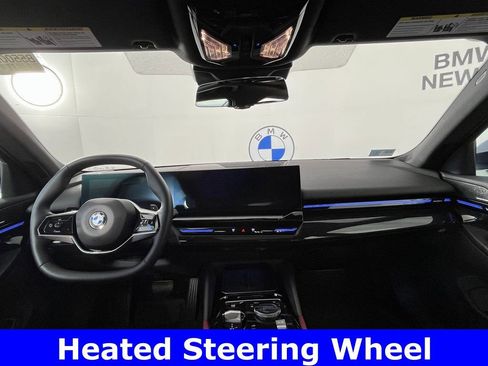 Certified 2025 BMW 530i xDrive image 9