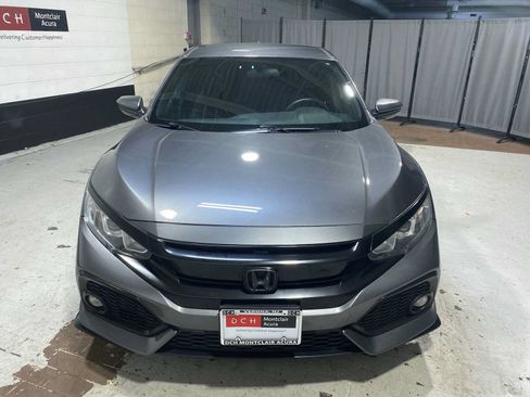Used 2018 Honda Civic Sport image 6