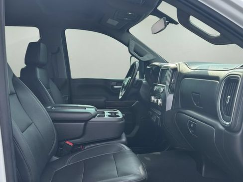 Used 2021 GMC Sierra 2500 SLT w/ X31 Off-Road Package AWD/4WD image 10