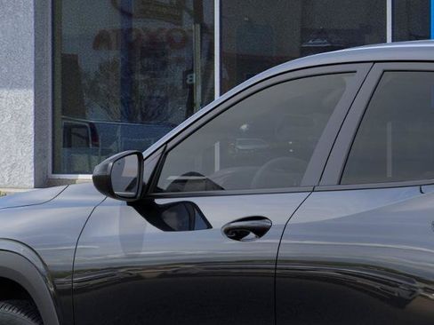 New 2026 Chevrolet Trax RS w/ Sunroof Package FWD image 36