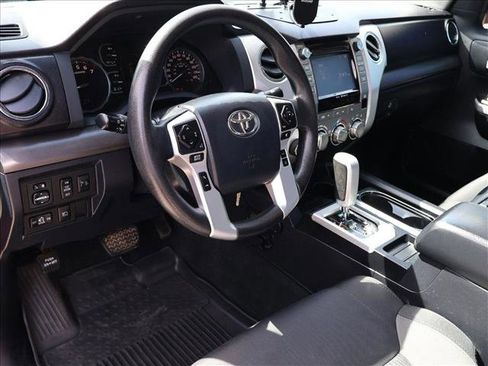 Certified 2018 Toyota Tundra SR5 w/ TRD Off Road Package AWD/4WD image 10