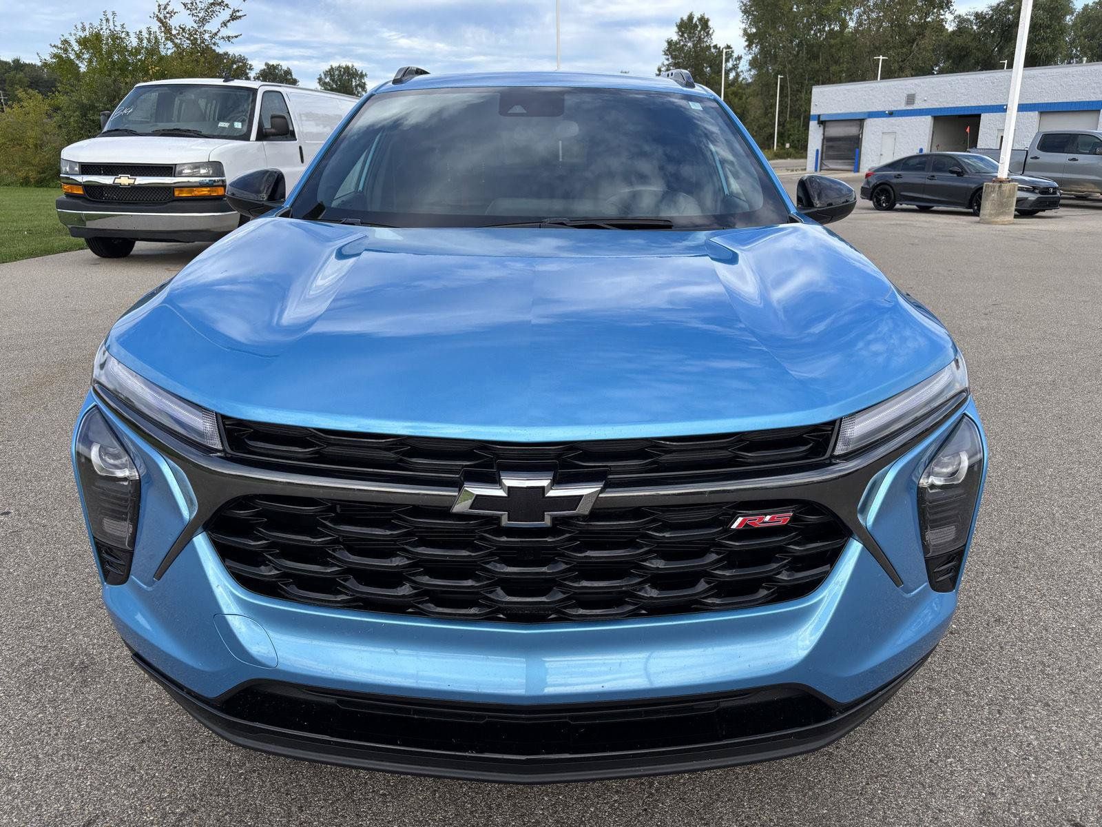 Used 2025 Chevrolet Trax RS w/ Driver Confidence Package FWD image 8