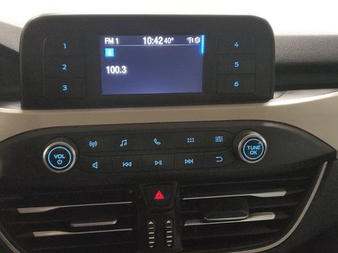 Used 2021 Ford Escape S image 25