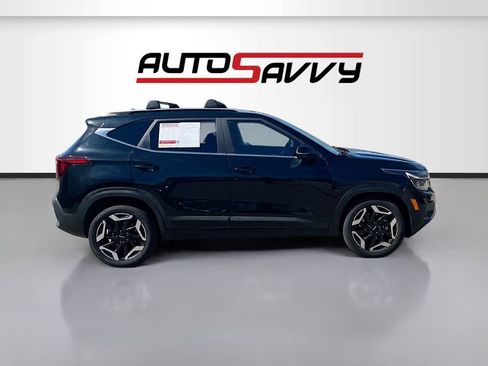 Used 2024 Kia Seltos SX AWD/4WD image 8