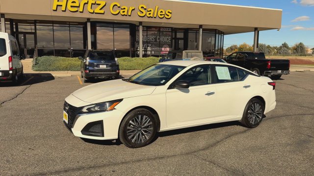 Used 2025 Nissan Altima 2.5 SV AWD/4WD image 4