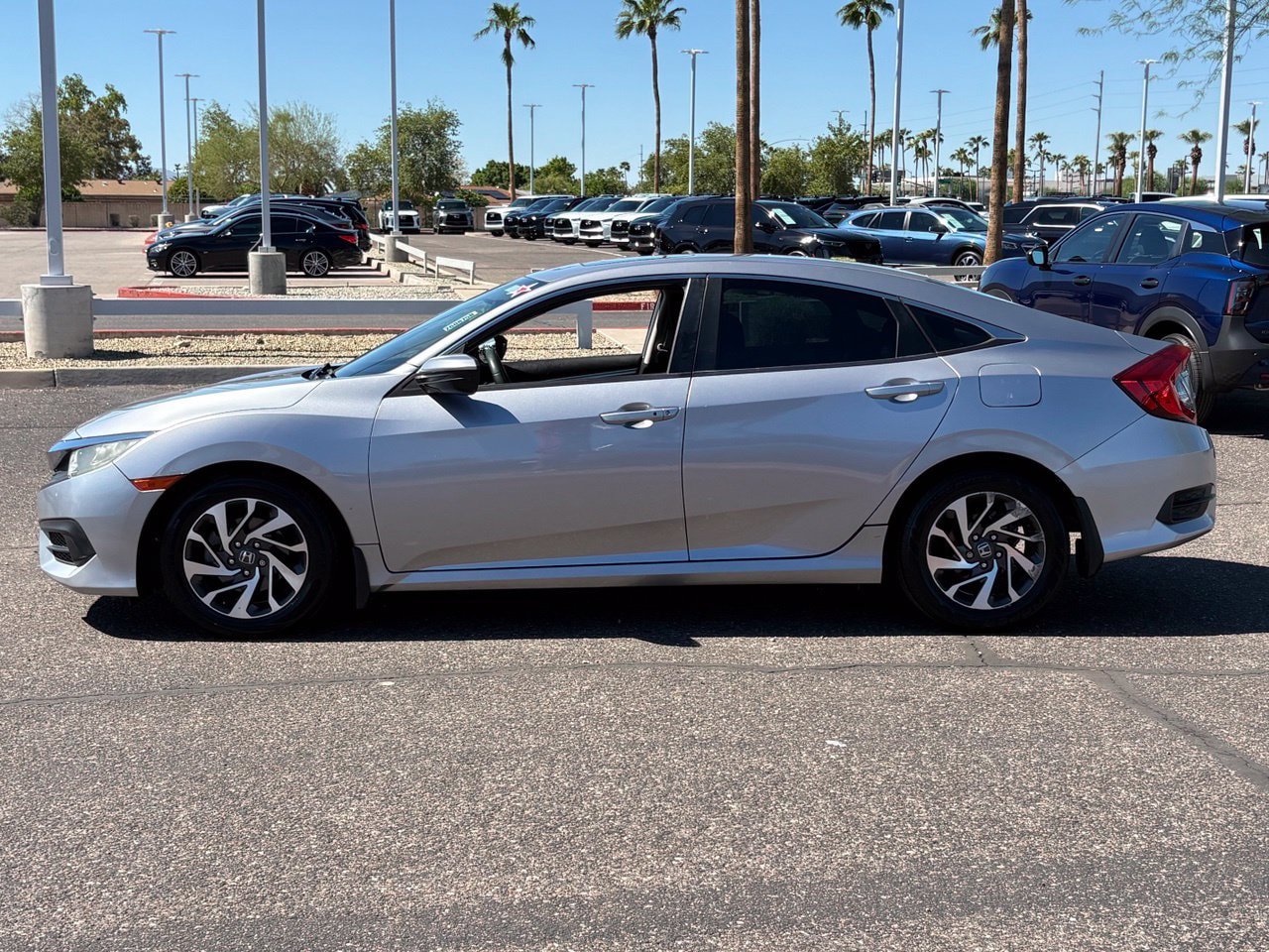 Used 2016 Honda Civic EX image 3