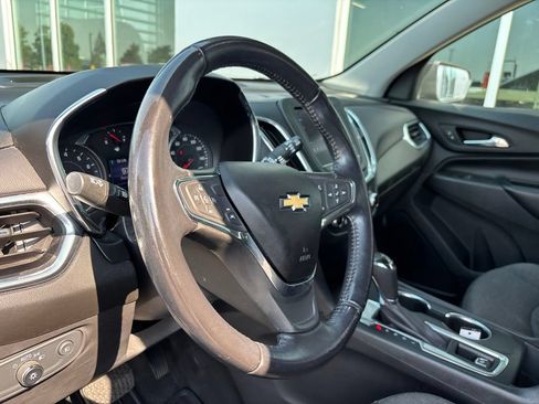 Used 2021 Chevrolet Equinox LT AWD/4WD image 9