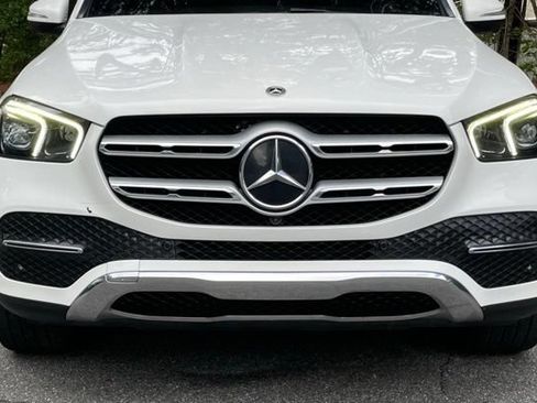 Used 2021 Mercedes-Benz GLE 350 w/ Premium Package image 11