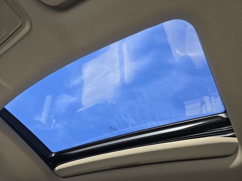 Used 2017 Honda Pilot EX-L image 4