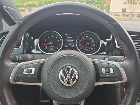 Used 2019 Volkswagen GTI Autobahn FWD image 17