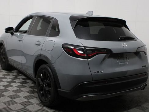 Used 2023 Honda HR-V Sport image 5
