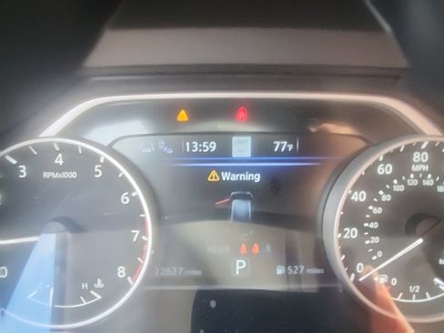 Used 2024 Nissan Murano Platinum w/ Cargo Package image 7