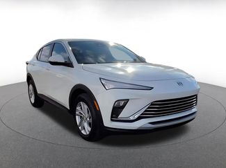 Used 2025 Buick Envista Preferred video 2