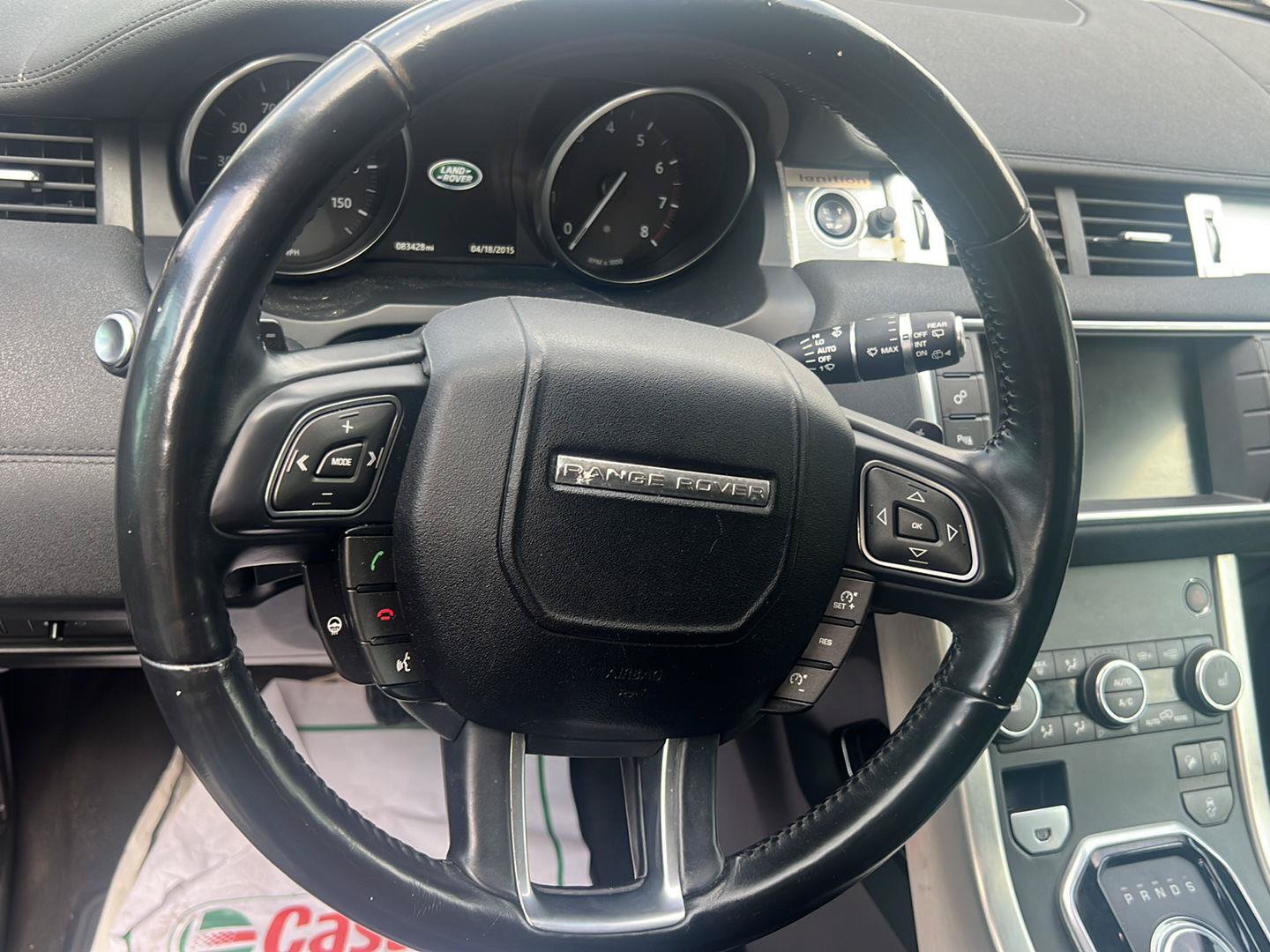 Used 2017 Land Rover Range Rover Evoque SE AWD/4WD image 9