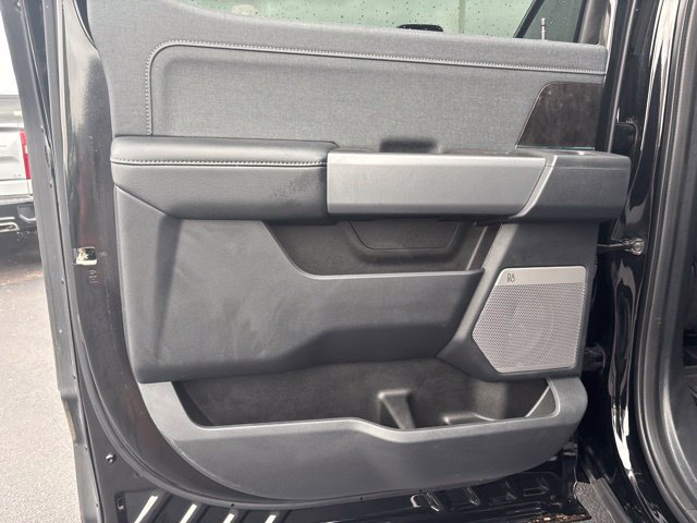 Used 2023 Ford F250 Lariat w/ Lariat Ultimate Package AWD/4WD image 16