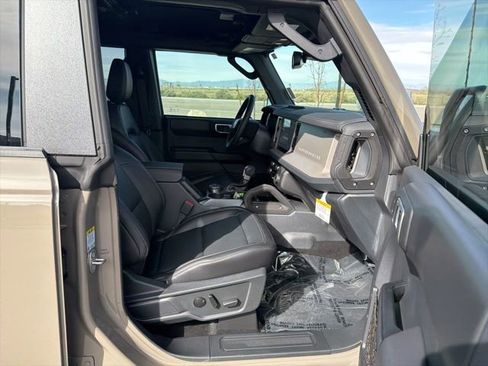 New 2026 Ford Bronco Outer Banks w/ Sasquatch Package AWD/4WD image 33