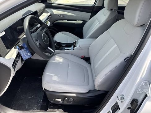New 2026 Hyundai Tucson SEL FWD image 11