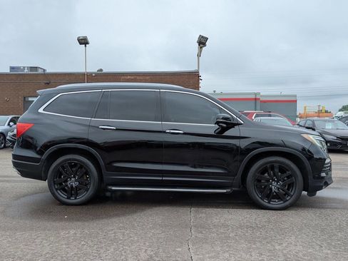 Used 2016 Honda Pilot Touring image 3