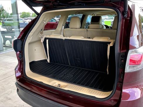 Used 2016 Toyota Highlander XLE FWD image 34