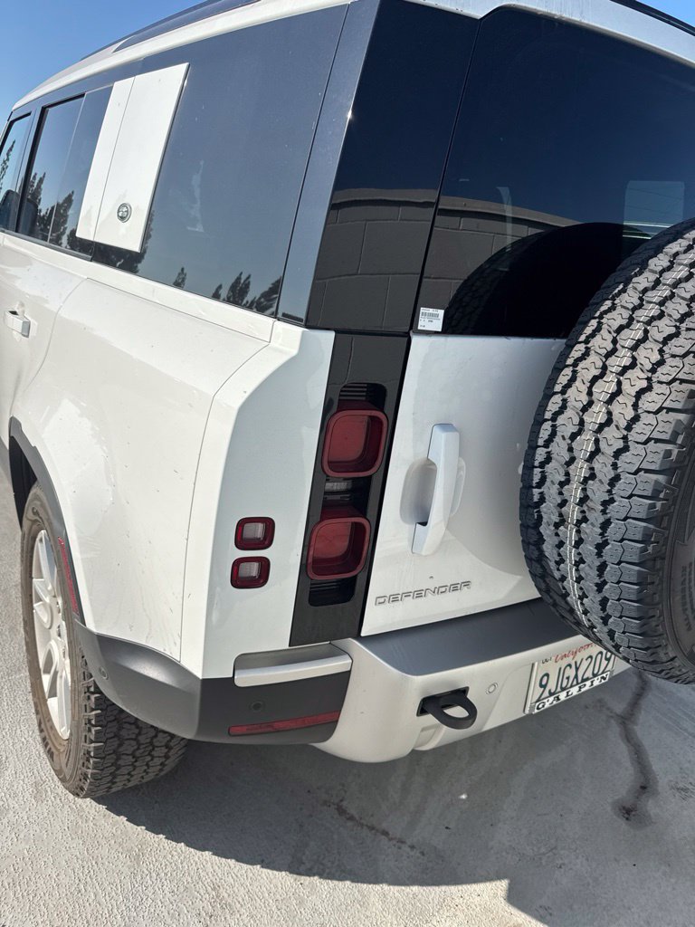 Used 2023 Land Rover Defender 110 S AWD/4WD image 5