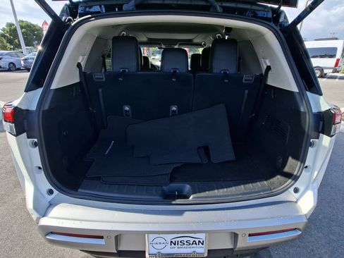 Certified 2023 Nissan Pathfinder Platinum AWD/4WD image 22