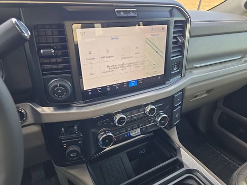 Used 2026 Ford F450 Platinum w/ Platinum Plus Package image 21